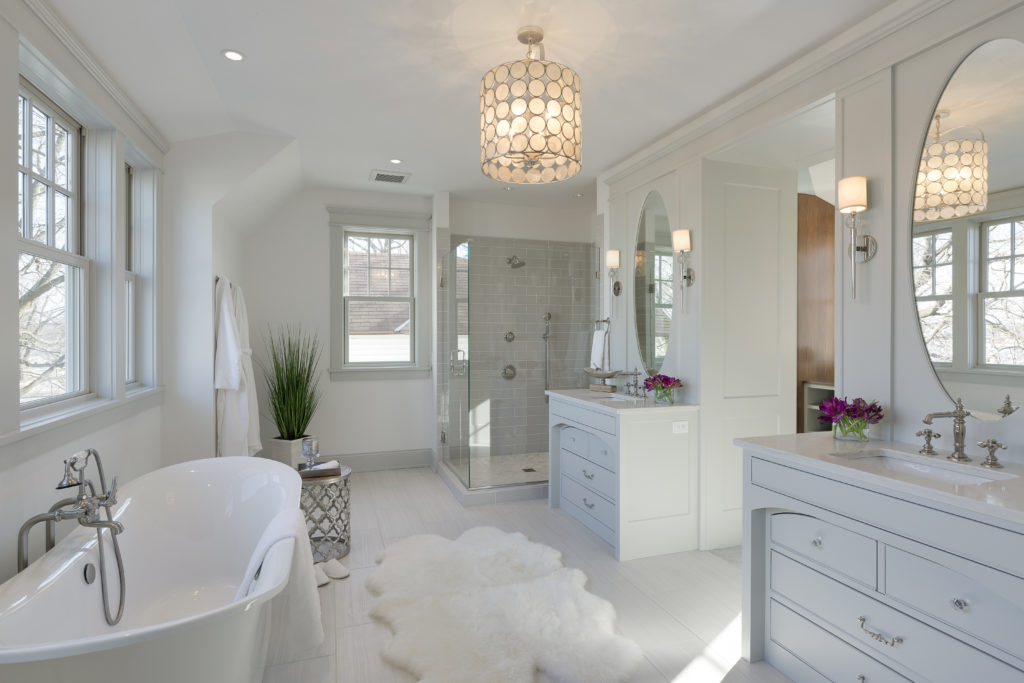 luxurious bathroom